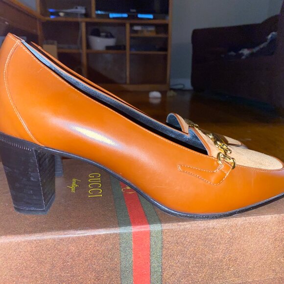 Brow Leather and Suede Gucci heels - Picture 2 of 5